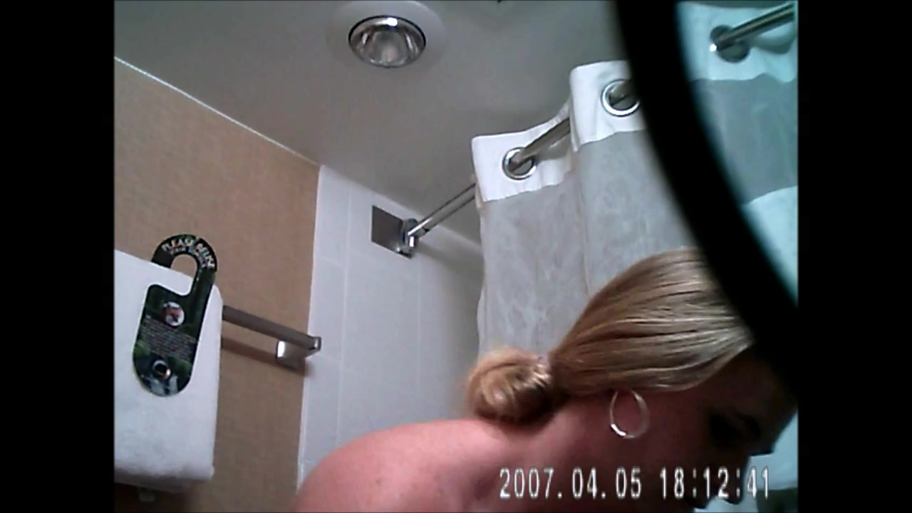 Ванная скрытая камера